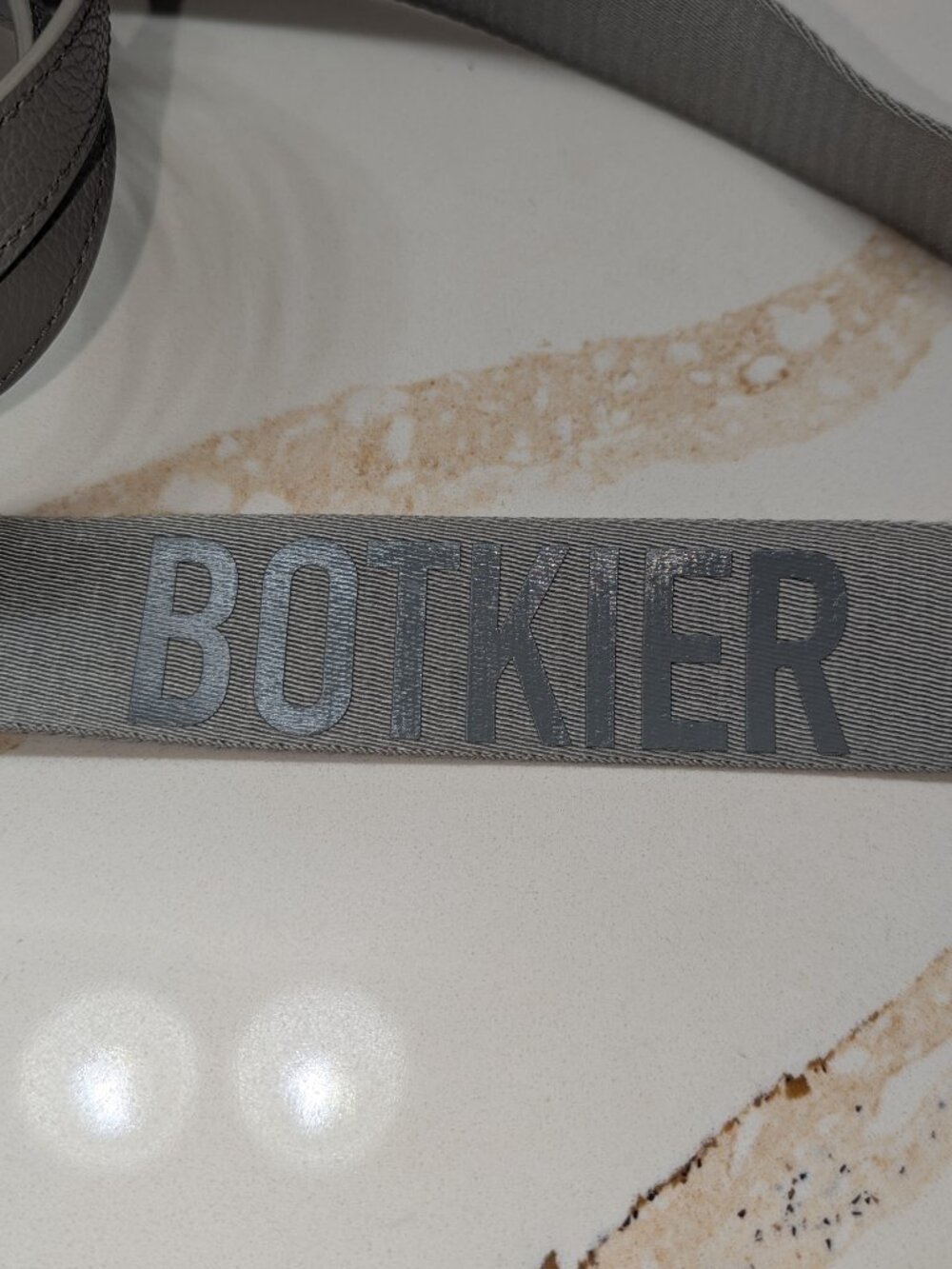 Botkier New York Bedford leather tote, EUC! - Picture 3 of 7